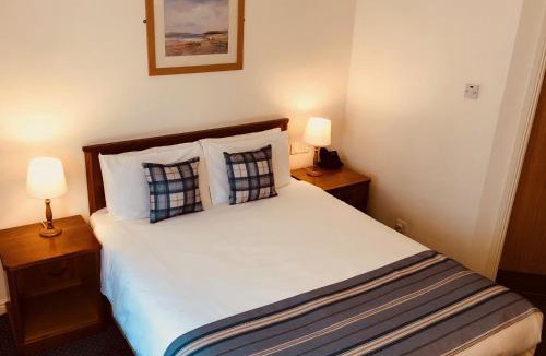 Stoneleigh House | Stoneleigh Park Lodge