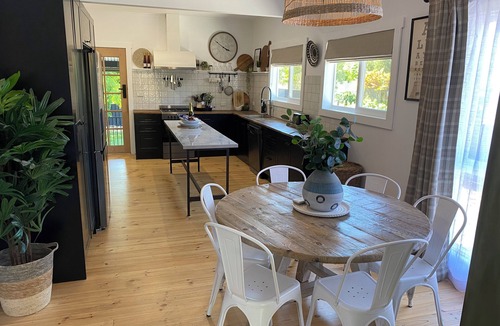 Myrtleford House | Stones on Standish "RUA"