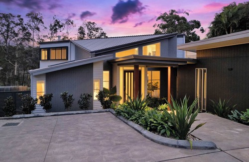 North Avoca House | Stonewood by Coast Hosting