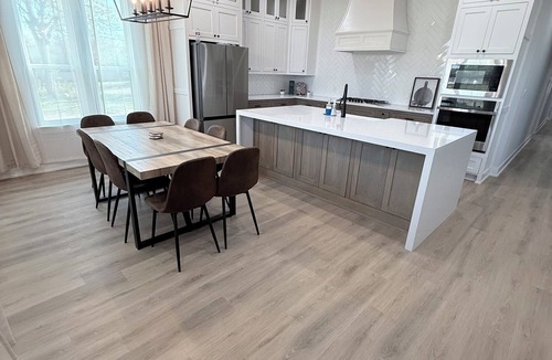 Brazos House | Stonewood Cottage Magnolia/Baylor/Downtown Waco