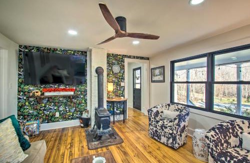 Nellysford House | Stoney Creek Cottage Waterfront Hot Tub, Fire Pit