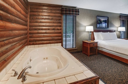 St. Joseph Hotel | Stoney Creek Hotel St. Joseph