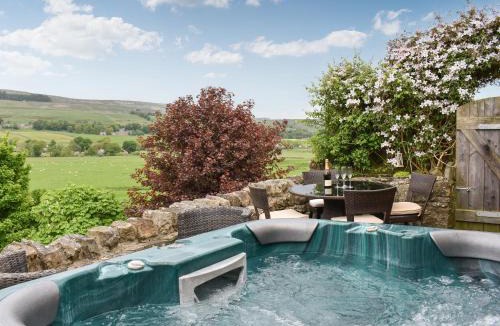 Askrigg House | Stoney End Cottage