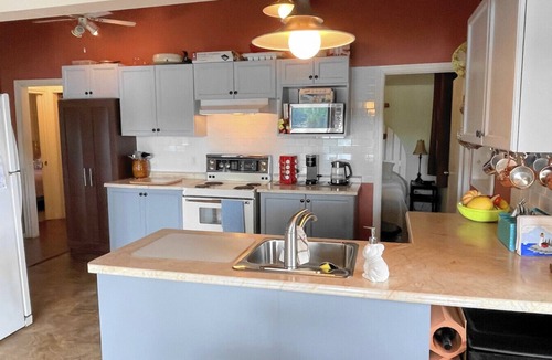 Douro-Dummer House | Stoney Lake Fun for the Family!