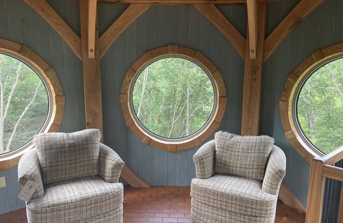 Burtrum Cabin | Stoney Ridge Lighthouse