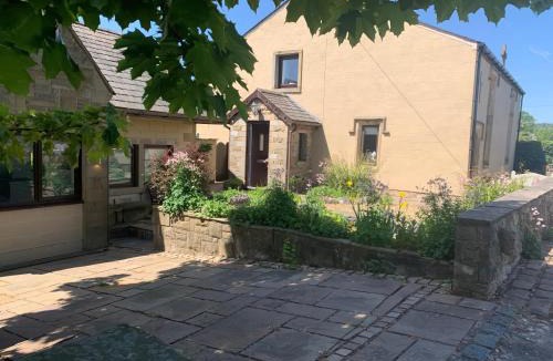 Higher Walton House | Stoneycross Cottage