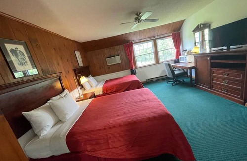Franconia Hotel | Stonybrook Motel & Lodge