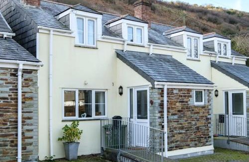 Port Gaverne House | Stop Tide