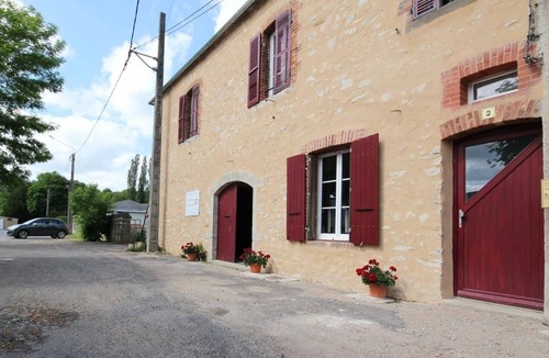 Chatillon en Bazois House | Stopover and holiday cottage at the foot of the Nivernais canal