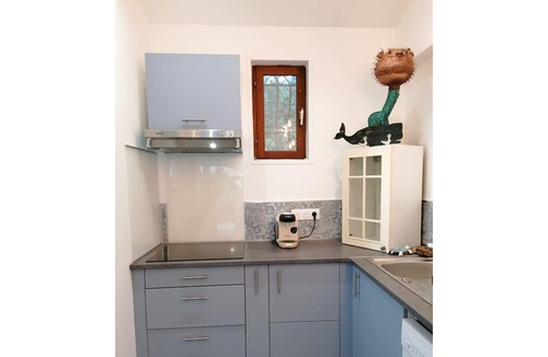 Bouzigues Apartment | STOPOVER IN BOUZIGUES 400m from the Etang de Thau