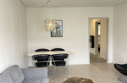 Norresundby Condo | Stor Dejlig og Hygge Lejlighed, 2,5 km fra Aalborg Centrum