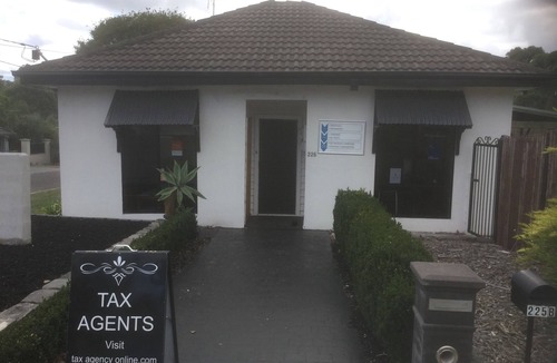 Blackburn Cottage | Storey Teller