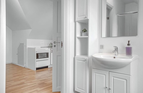 Lyngs Bed & Breakfast | Storms Stay