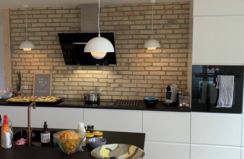 Naesby House | Stort 140 m2 familiehus med have i Odense - 4 værelser, tæt på letbane.