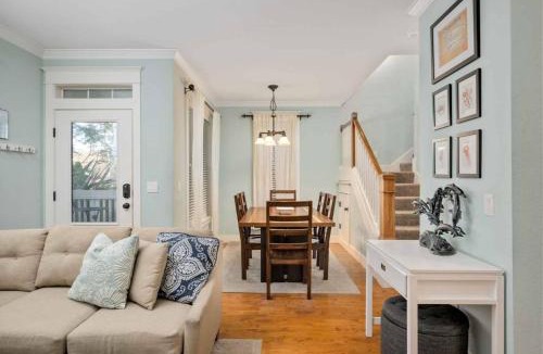 Nelscott House | Storybook Beach Cottage