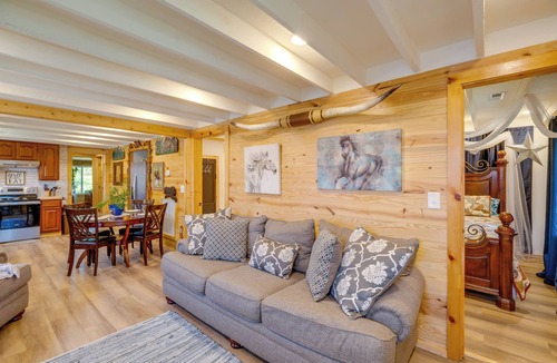 Bristol Cottage | Storybook-style Home 2 Mi to Downtown Bristol