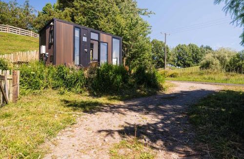 Stratford District House | Stour Cabin by Tiny Away