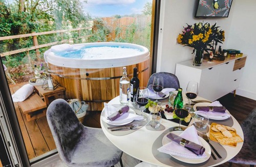 Colchester House | Stour Eco Lodge