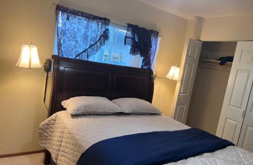 Marina House | STR25-15 Private Room