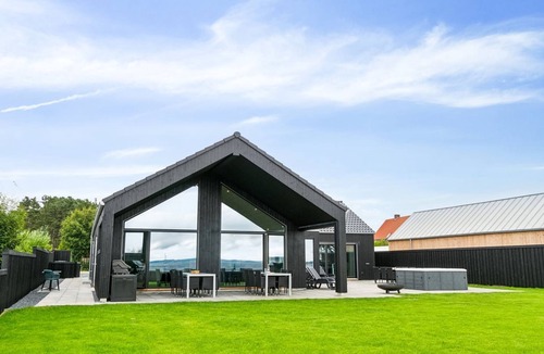Vibæk Strand House | "Straale" - 50m from the sea by Interhome