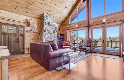 Lyle House | Straight From The Heart