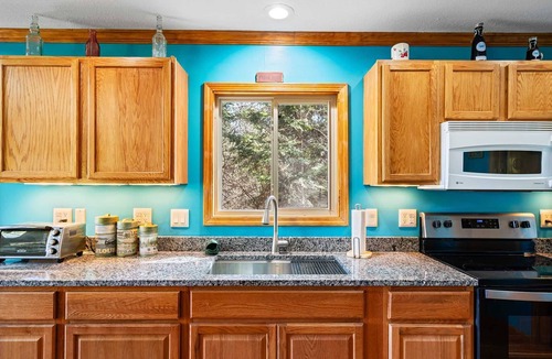 Cheboygan Cottage | Straits View Shores on Lake Huron