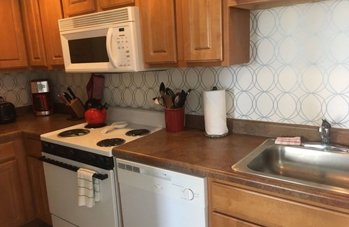 Ludington Apartment | STRAM *206