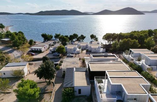 Drage House | Strandhaus Ahoi 17, Terrasse mit Meerblick, Privatstrand, 2 Badezimmer