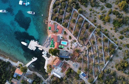 Kornati Apartment | Strandhaus Sofia - Ferienanlage Bain, Žut - Kornati by Interhome