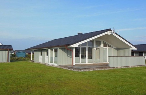 Wesselburenerkoog House | Strandläufer Scandinavian wooden house