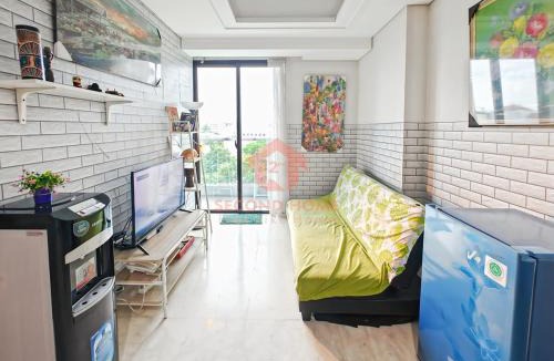 Central Jakarta Apartment | Strategic 2BR Capitol Apt Senen Max 8 Free Parking by 2ndHome
