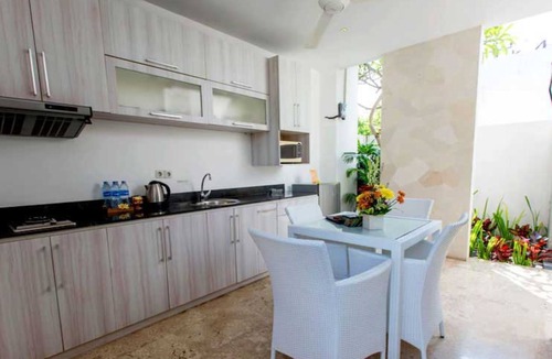 Nakula House | Strategic location 2 BR Villa in Seminyak, walking distance to beach and shops