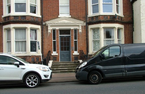 Newmarket Apartment | Stratford Apartment