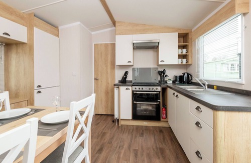 Tiddington House | Stratford Caravan Pet friendly