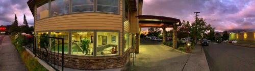 Siskiyou-Hargadine Historic District Hotel | Stratford Inn