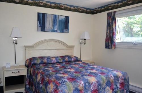 Stratford Hotel | Stratford Suburban Motel