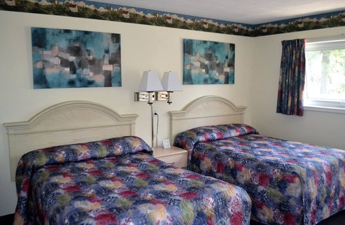 Stratford Hotel | Stratford Suburban Motel