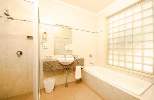 Strathalbyn Hotel | Strath Motel