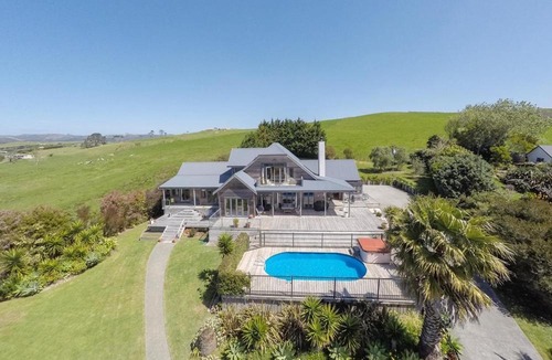 Waipu Bed & Breakfast | Strathaven Bed and Breakfast