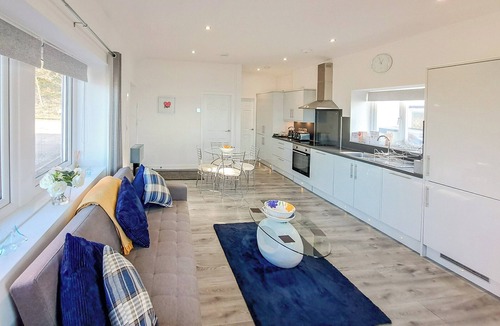 Skelmorlie Cottage | Strathclyde Cottage North