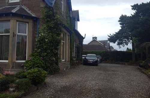 Perth Bed & Breakfast | Strathcona Guesthouse