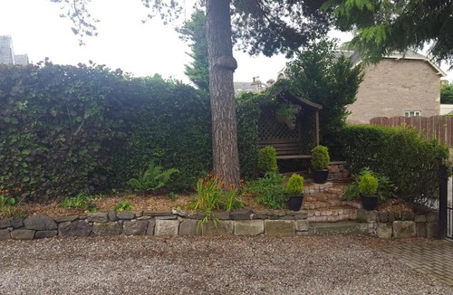 Perth Bed & Breakfast | Strathcona Guesthouse