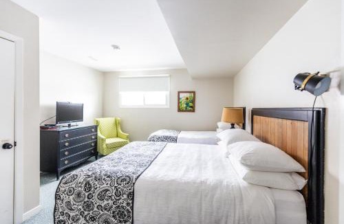 Ottawa Division House | Strathmere Country Retreat