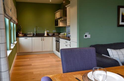 Linlithgow House | Strathspey