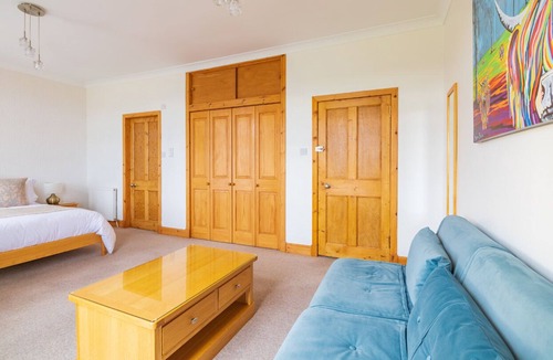 Dornoch Bed & Breakfast | Strathview Lodge B&B