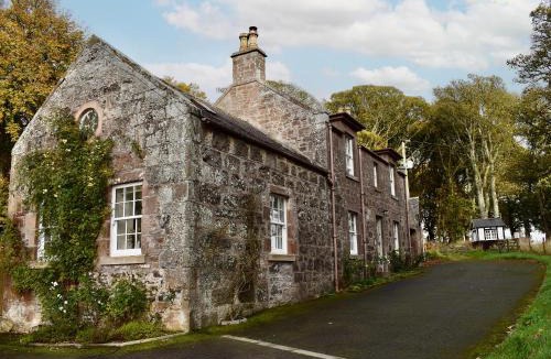 Saint Cyrus House | Straton Cottage