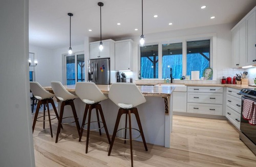 Stratton Mountain House | Stratton; 4 min. Luxury-Hot Tub-Shuttle-EV-Kings