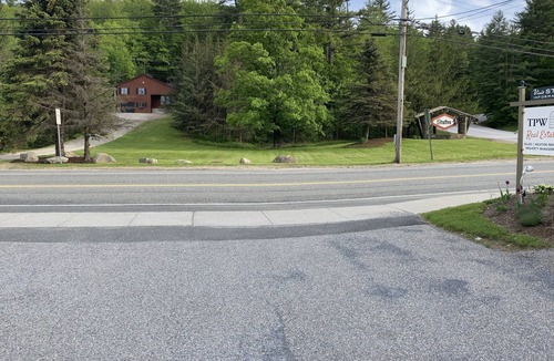 Stratton Mountain House | Stratton Mountain home in downtown Winhall