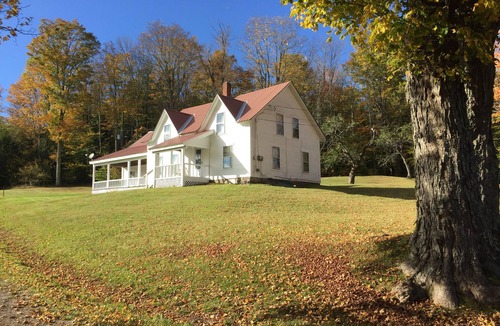 South Londonderry Apartment | Stratton Mountain On A Budget