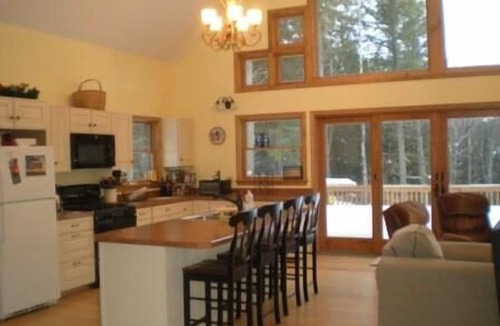 Londonderry House | Stratton, Okemo, Bromley, Viking Nordic XC, Skiing!